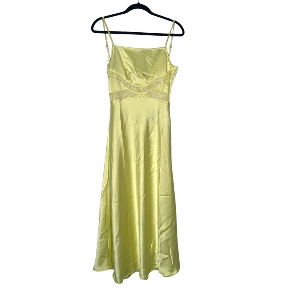 Forever 21 Satin Tie-Back Midi Slip Dress Yellow Size M
Women’s Summer/Spring